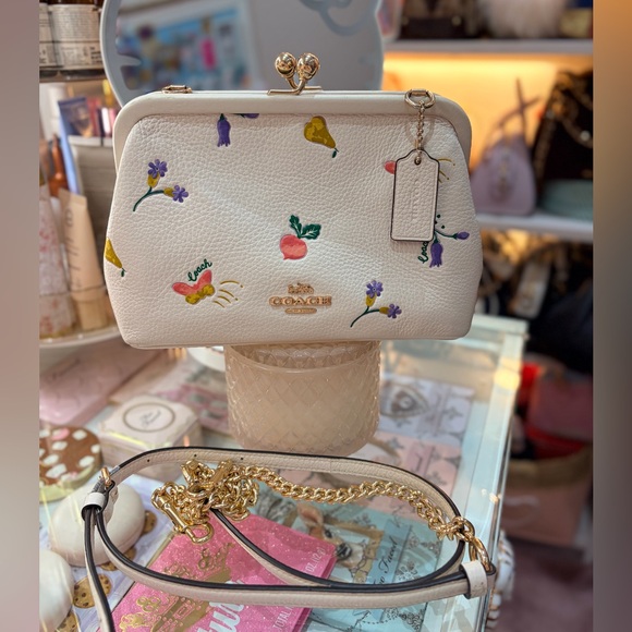 Coach Handbags - Coach Nora Kisslock Garden Print Crossbody